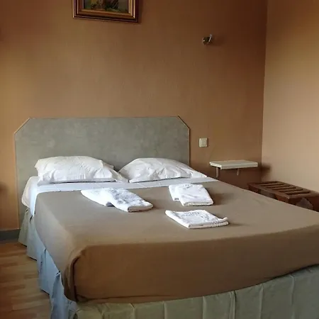 Hotel L'hotel De La Taverne Étretat