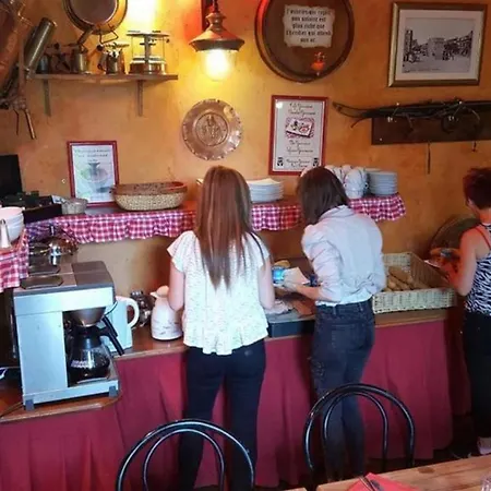 L'hôtel De La Taverne *