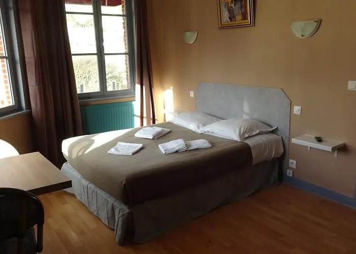 L'hotel De La Taverne * Étretat